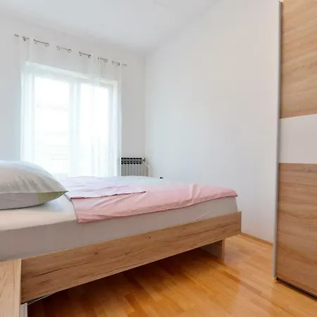 Apartman Meri Póla