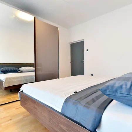 Meri Apartman *