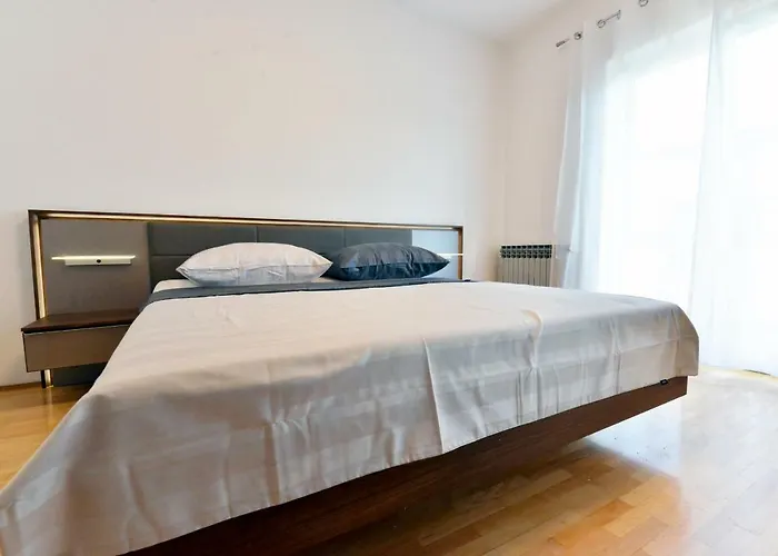 Meri Apartment